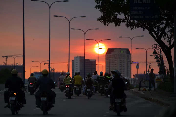 Vietnam Seeks Closer US Economic Ties After Diplomatic Upgrade
