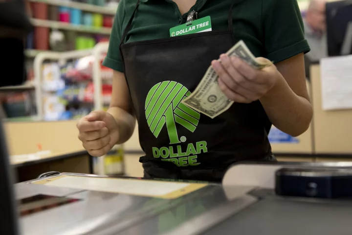 Dollar Tree Stock Surges on Activist-Backed Plan for Deeper Revamp