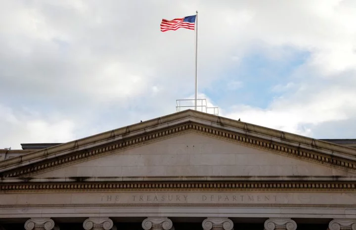 U.S. government posts $176 billion April surplus as revenues shrink