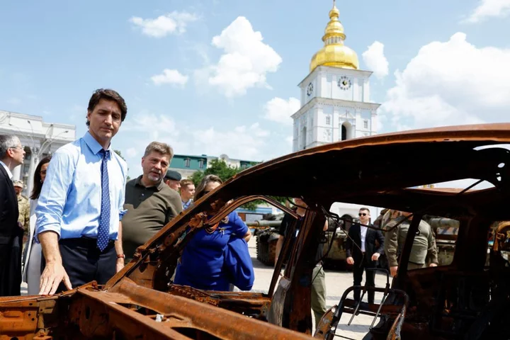 Trudeau Pledges New Military Aid to Ukraine During Surprise Trip