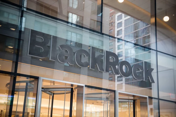 BlackRock Backs Capital Power in $1.1 Billion US Gas Plant Deal