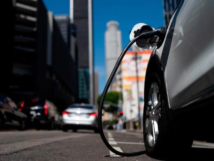 Seven major automakers, including GM, Stellantis and Honda, join to create US charging network