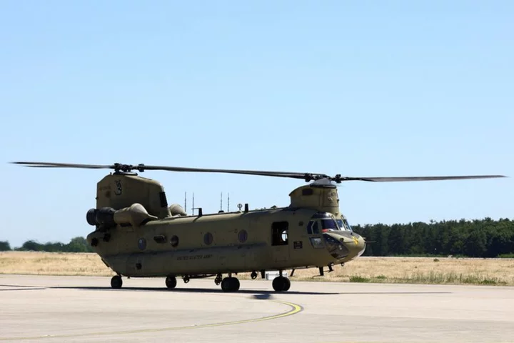 Berlin plans to spend 8 billion euros in package for 60 Boeing Chinook helicopters -source