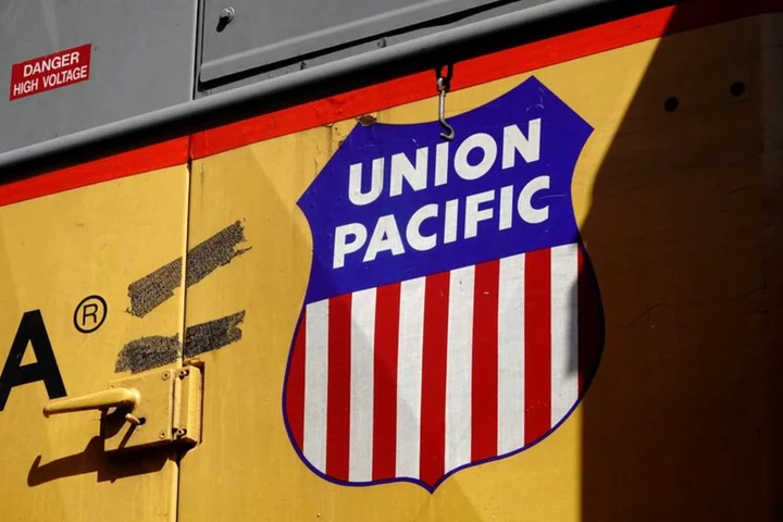 Union Pacific's quarterly profit drops 19% on lower volumes