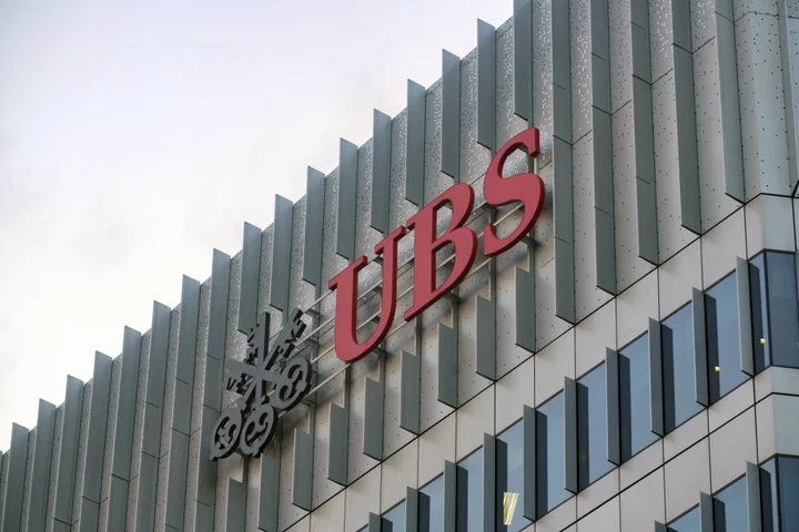 UBS Smashes Banking Record as It Absorbs Credit Suisse