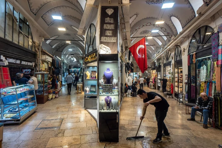 Turkish Central Bank’s First Post-Vote Moves Focus on Gold, Cash