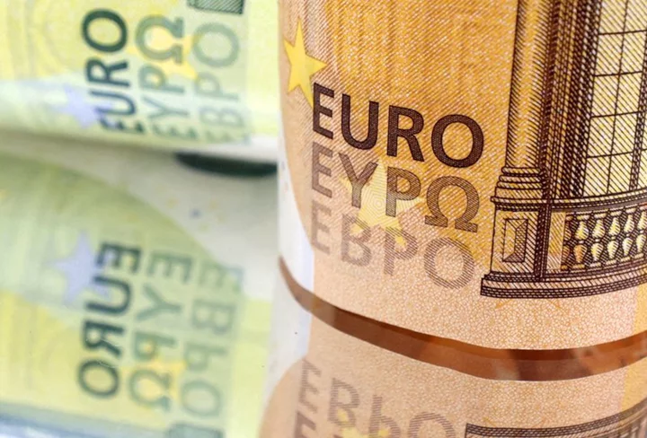 Eurozone investor mood stops nosedive in August