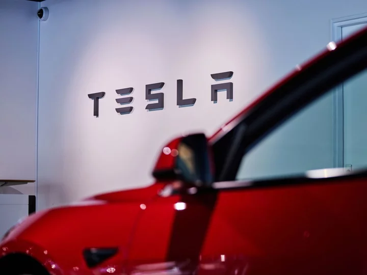 Tesla Sues Swedish State, Postal Service Over Strike Actions