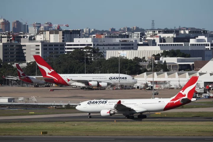 Pilots at Qantas' unit to stop work for two days over wage talks