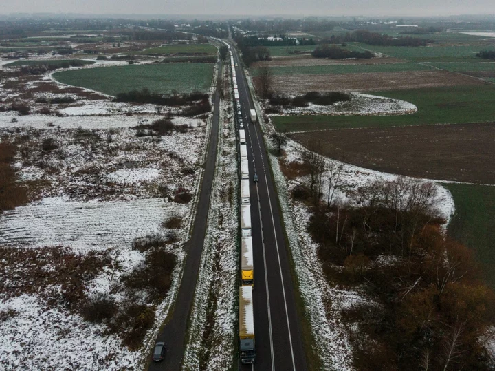 Ukraine Says Poland Doing Nothing as Trucks Pile Up at Border