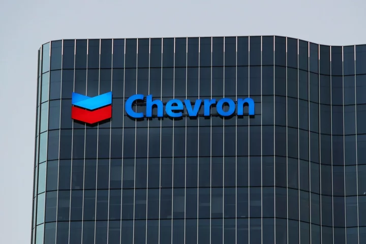 Chevron LNG Talks Resume Friday as Union Poised to Begin Strikes