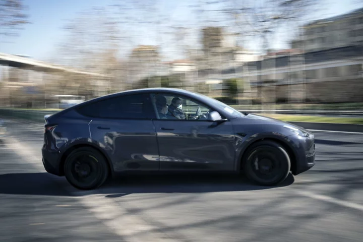 Tesla Starts Selling Chinese-Made Model Y in Korea for $44,000
