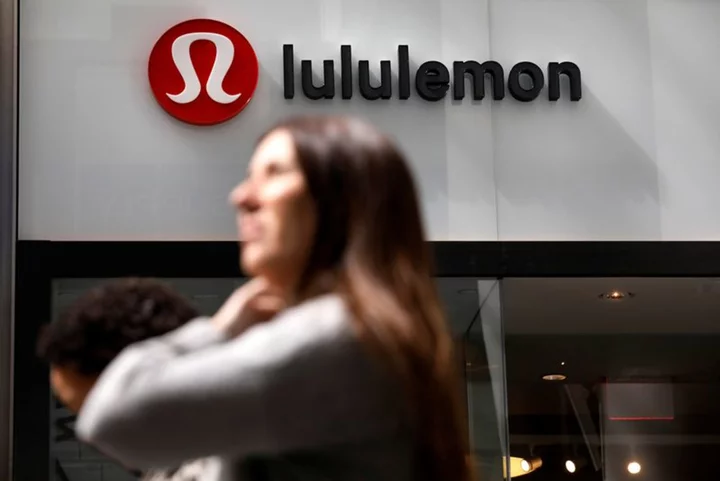 Lululemon shares surge as consumers snap up pricier athletic wear