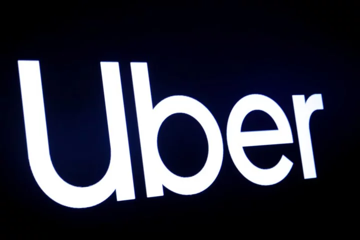 Uber launches UK flight ticket bookings - FT