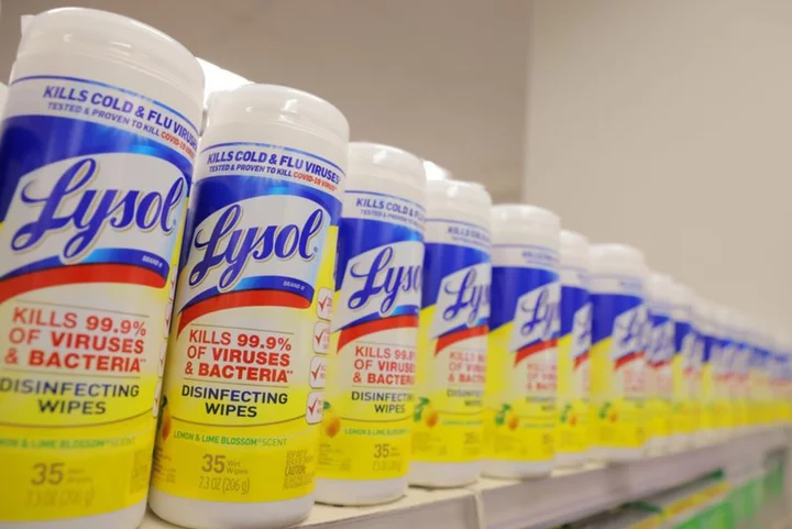 Reckitt posts 3.4% rise in quarterly like-for-like sales