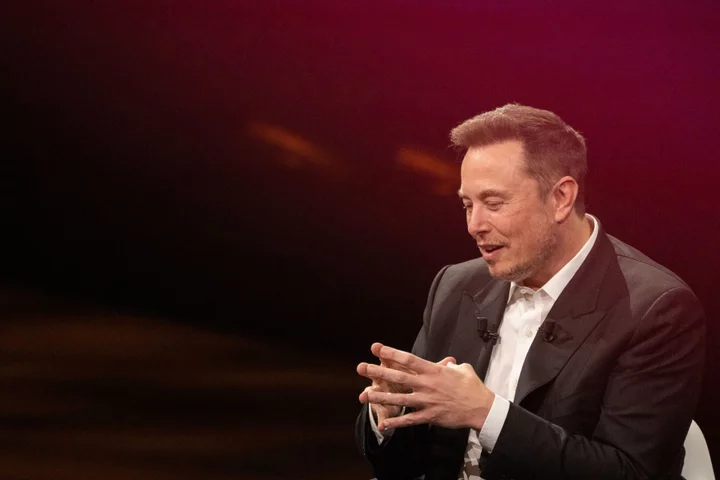 Musk Believes China Is on ‘Team Humanity’ When It Comes to AI