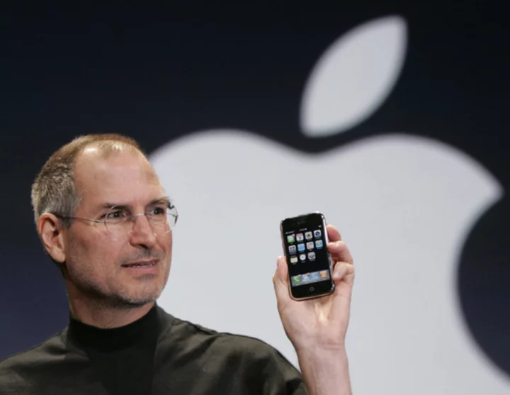 First-gen iPhone sells at auction for almost 380 times its original price