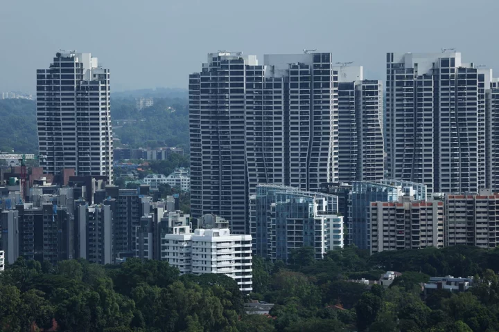 Singapore to Study Better Housing Access for Singles, ST Says