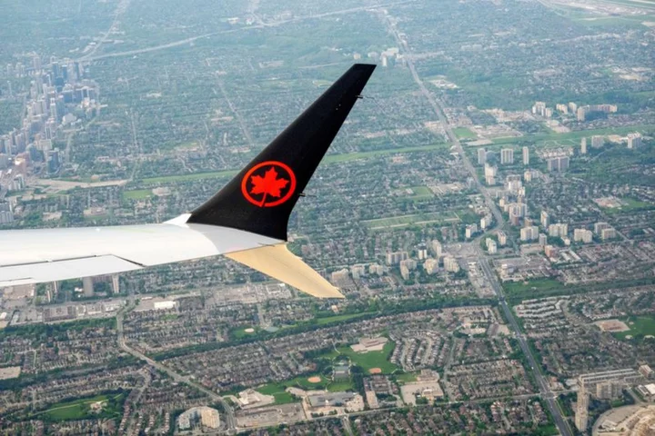 Air Canada technical problem leads to temporary ground stop