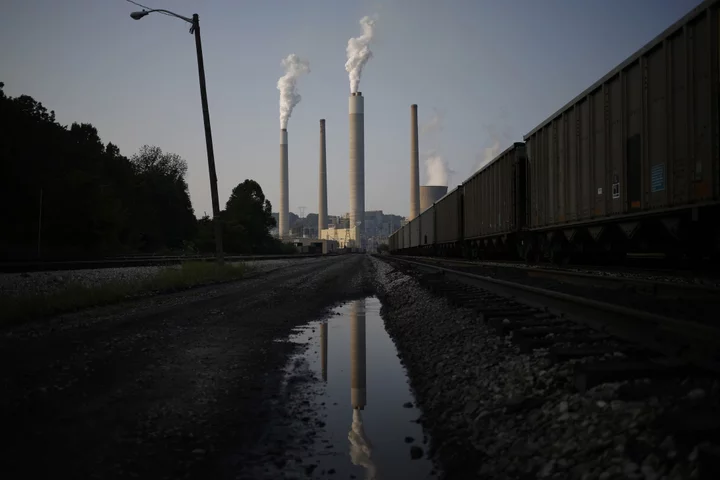 Biden’s Power-Plant Climate Plan Gives Utilities Time to Clean Up Their Act