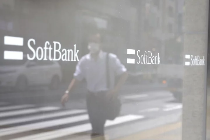 SoftBank Fires Back After S&P Cuts Debt-Laden Firm’s Rating
