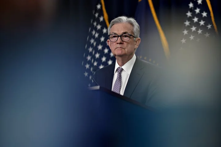 Powell Signals a June Pause, Says Fed Can Afford to Watch Data
