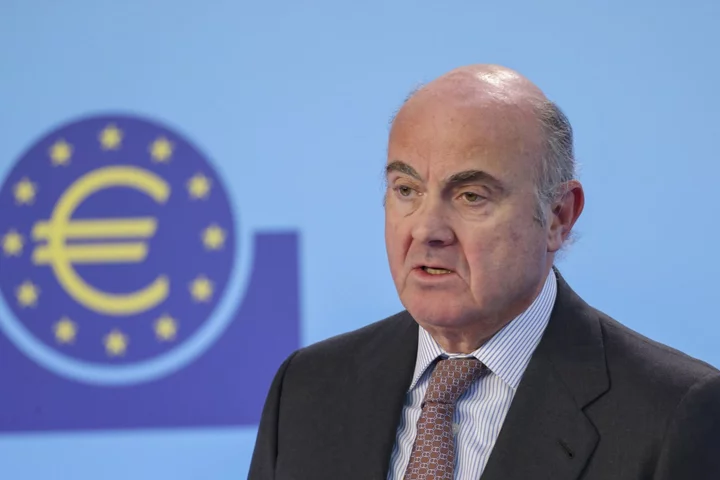 ECB’s Guindos Warns Market Against ‘Wishful Thinking’ on Economy