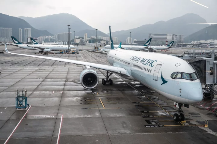 Cathay Flight Giveaway Sparks US, Canada Frenzy for Tickets