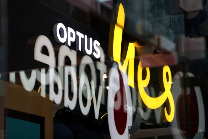 Optus CEO Quits After Crippling Nationwide Phone Outage