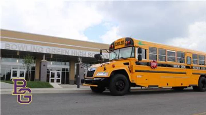 Blue Bird Delivers 13 Electric School Buses to Bowling Green Independent Schools in Kentucky