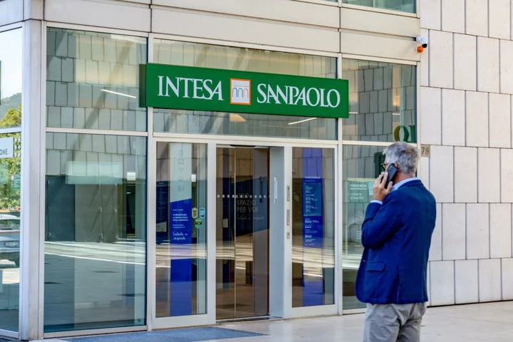 Italy Trims Bank Windfall Tax After $10 Billion Value Wiped Out