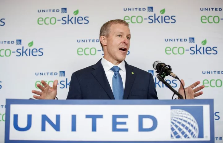United Airlines CEO blames FAA as storms trigger more flight cancellations