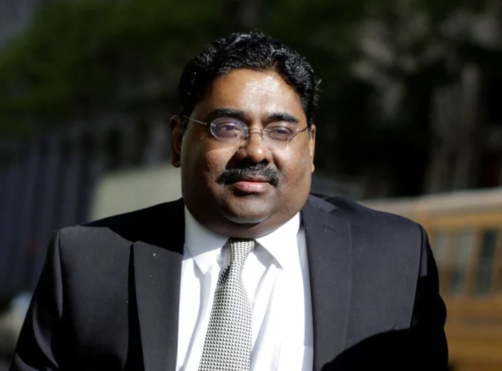 Ex-US prison counselor admits accepting bribe from Galleon's Rajaratnam