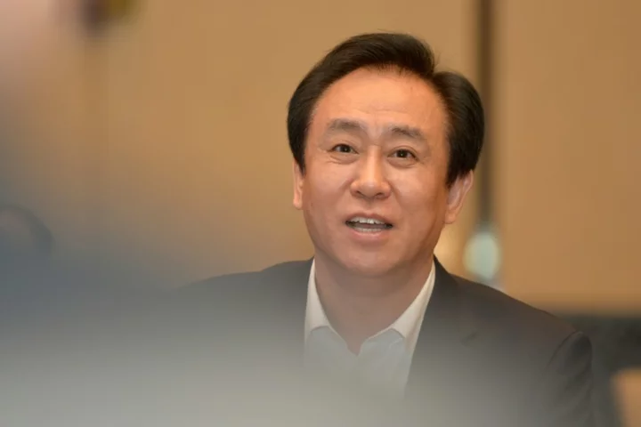 Police hold boss of troubled developer China Evergrande: report