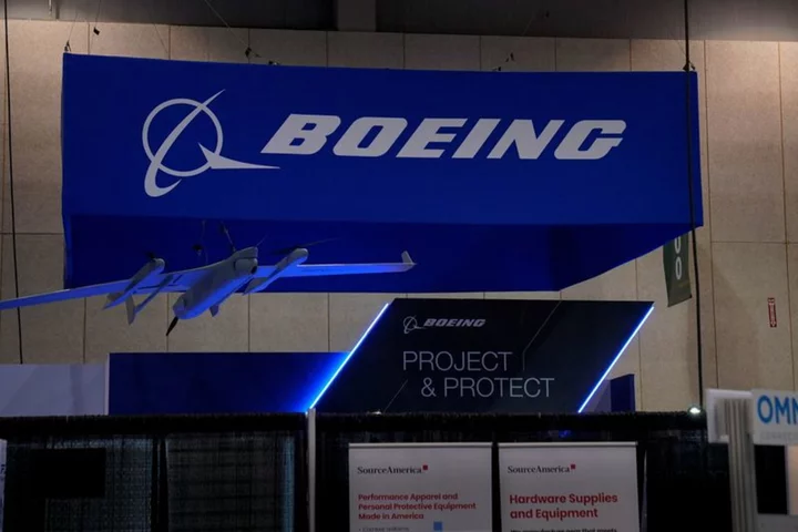 Boeing defense margins to remain flat in second quarter