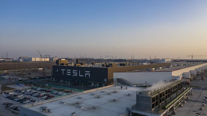 Tesla Plans to Showcase Updated Model 3 With Musk in Shanghai
