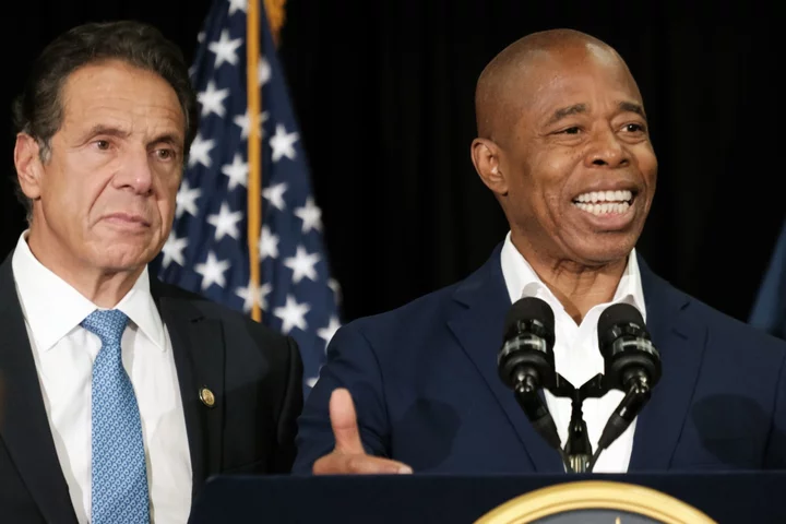 NYC Mayor’s Woes Are So Bad Even Andrew Cuomo Is Eyeing a Run