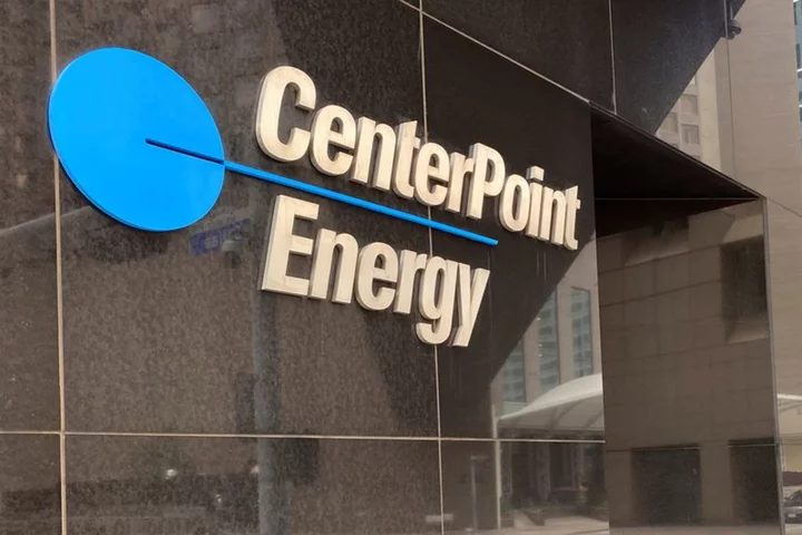 CenterPoint Energy raises full-year profit outlook, CEO to retire